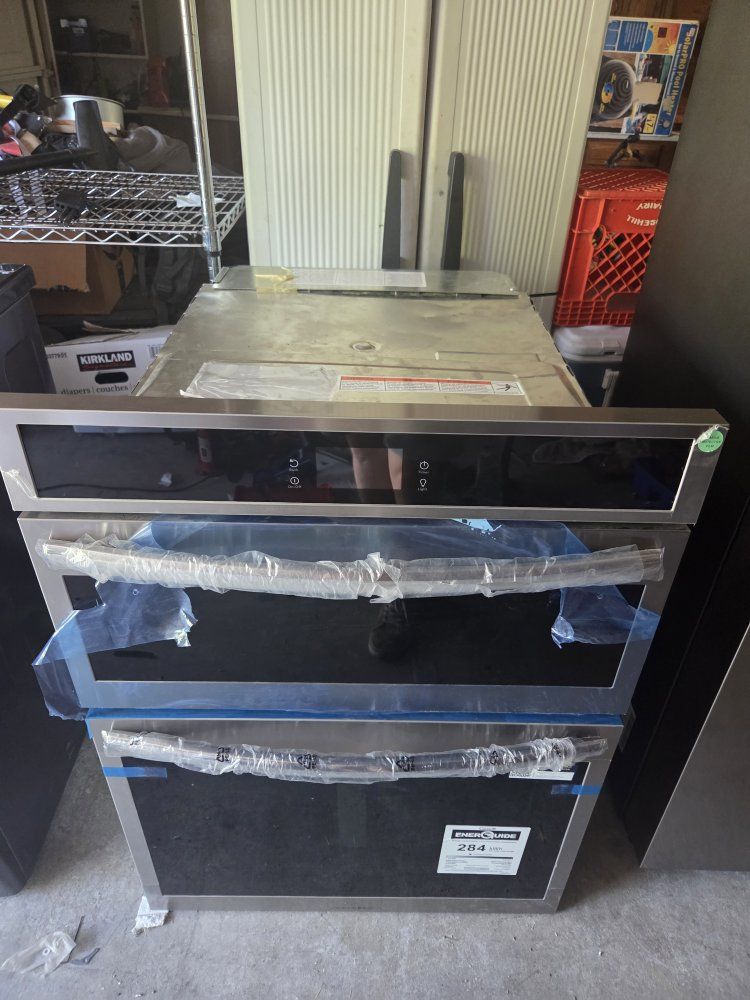 Wall oven double oven