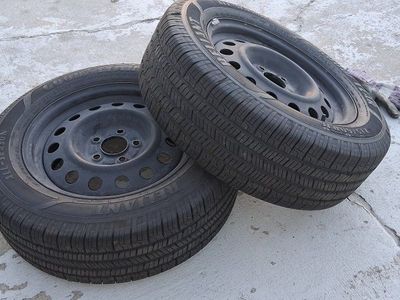 215 60 16 5x114.3 honda pair (2)
