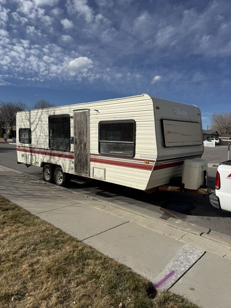 1988 Terry Taurus 24'