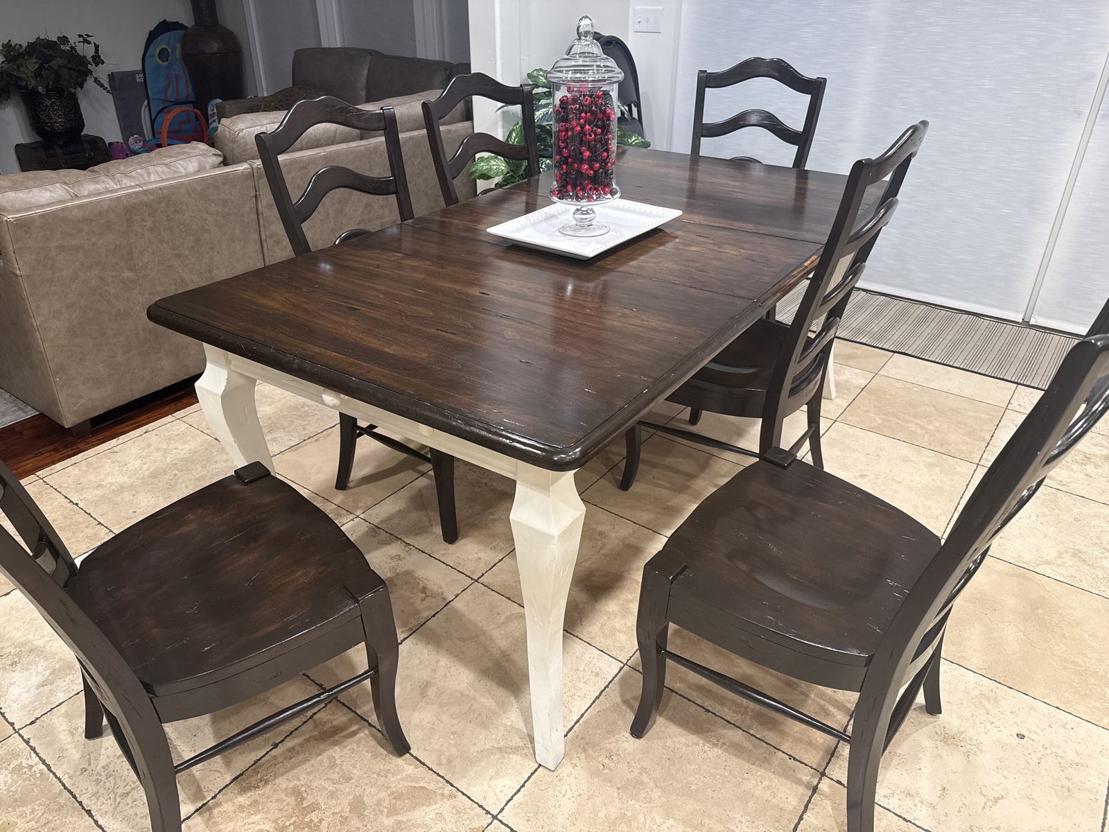 Expandable Dining Table And Chairs