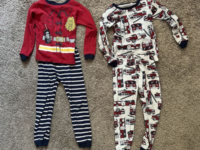 Fireman/Fire Truck Boys Long Sleeve Pajama Sets - 5T