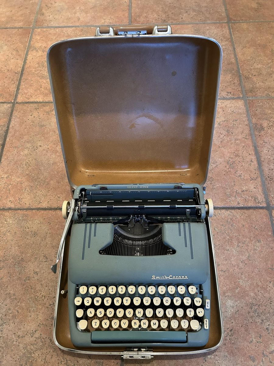 Vintage Smith-Corona Silent Super Typewriter with Case - Light Blue/Green