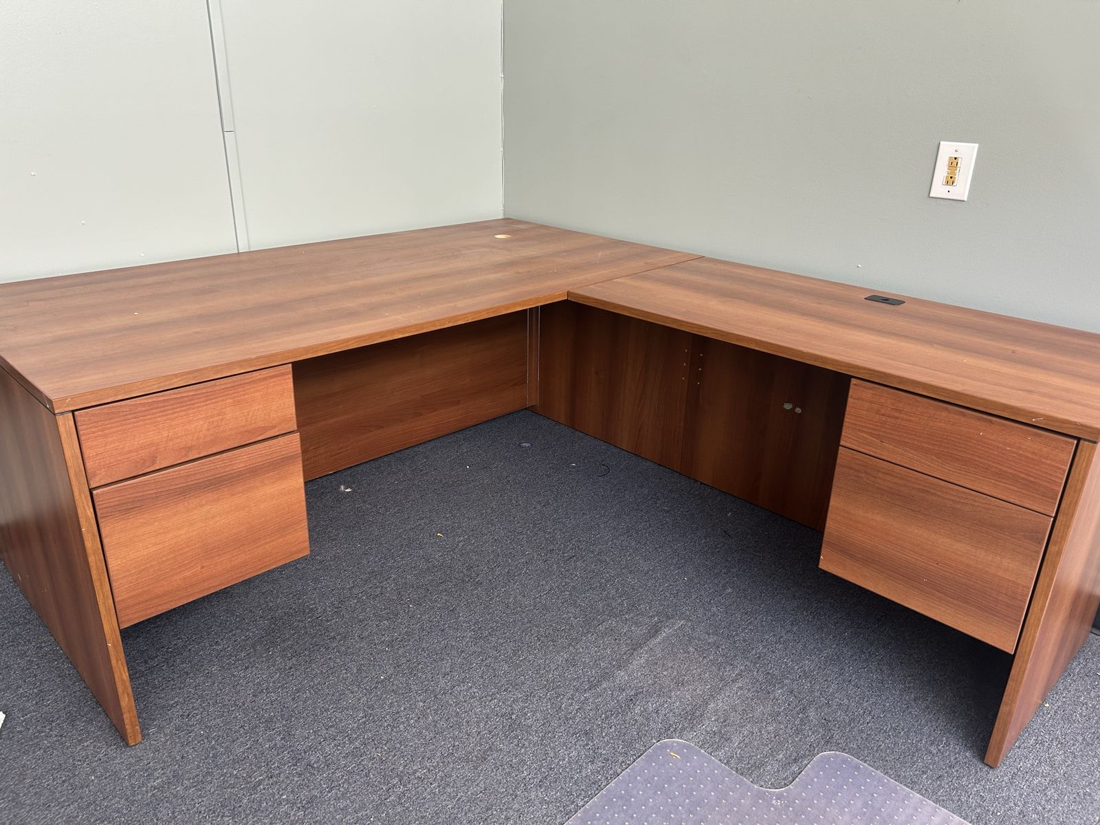 Large L desk