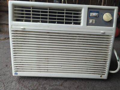 5050 BTU Window A/C unit