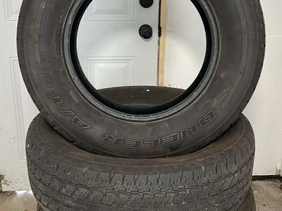 Bridgestone Dueler suv/truck tires 255/65/17
