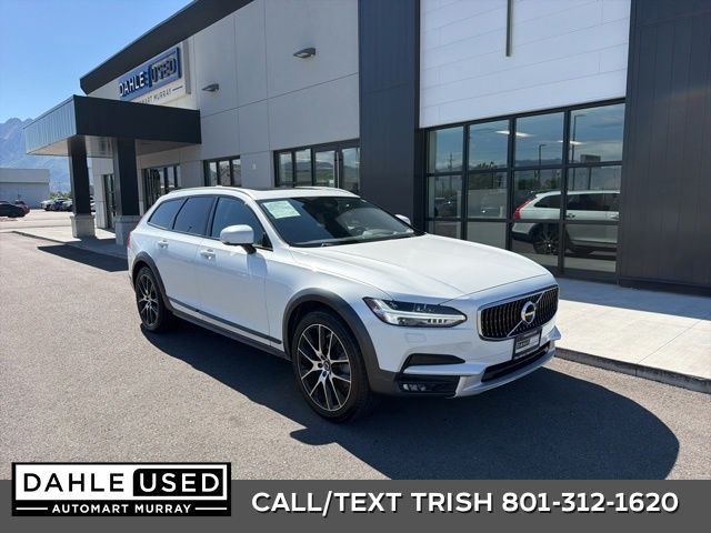 2020 Volvo V90 T6