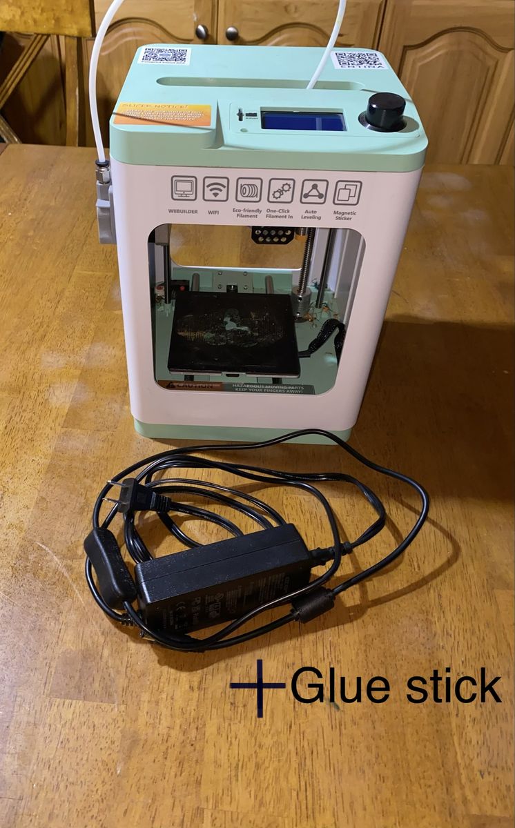 3D Printer + cord and glue