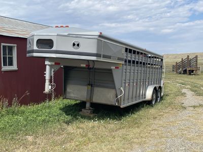 1995 Titan stock trailer