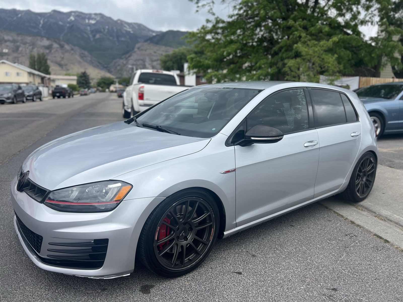 2017 Volkswagen Golf GTI Sport