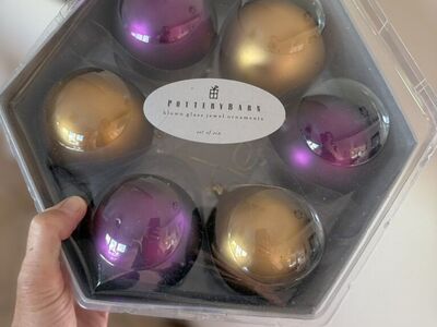 Pottery Barn Ornaments Gold/purple Set Of 6