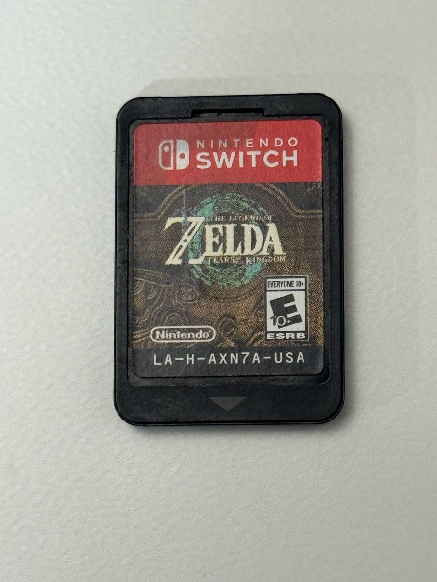 Nintendo Switch Game / Zelda Tears Of The Kingdom / Good Condition