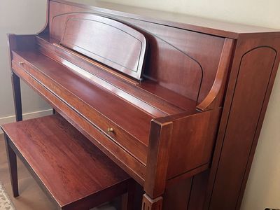 Yamaha Piano