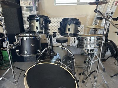 PDP drum set