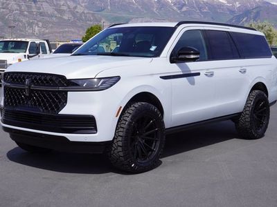 2026 Lincoln Navigator L Reserve