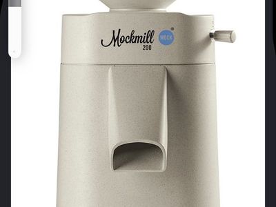 Mockmill 200 Stone Grain Mil