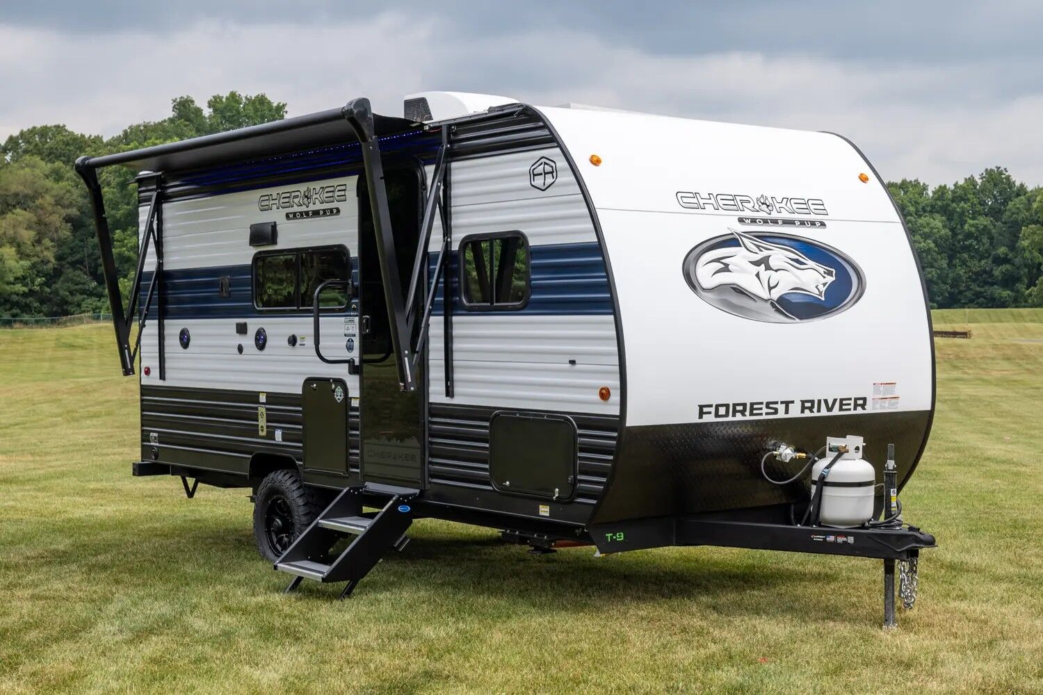 Forest River Wolf Pup Travel Trailer 16BHSW