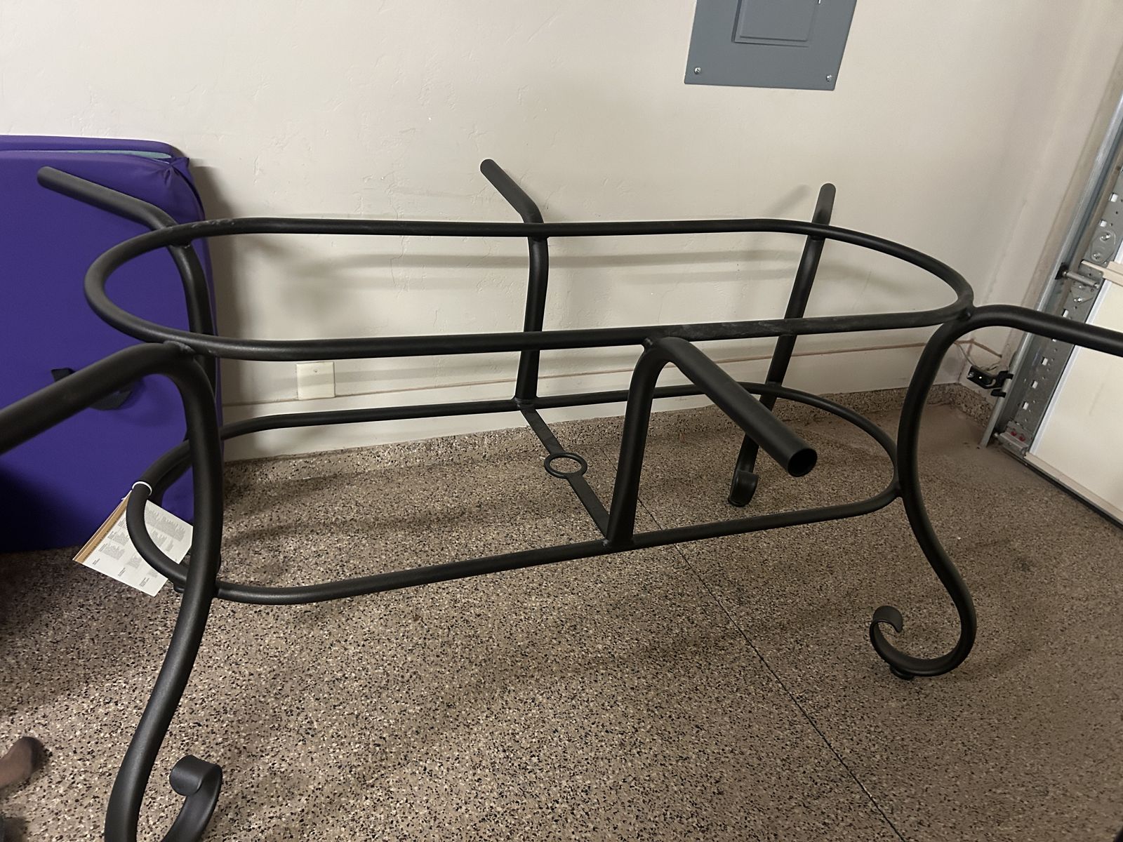 Woodard Aluminum Patio Table Base