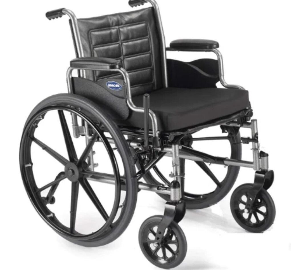 Invacare Heavy Duty 350 lbs Wheelchair T420RDAP