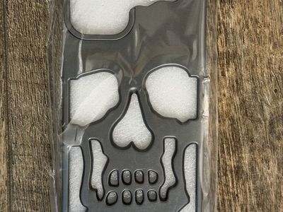 Skull Phone Case - iPhone 14 Brand New $5