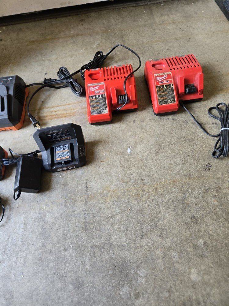 Milwaukee M12/M18 & Ridgid 18V Lithium-Ion Power Tool Battery Chargers (Lot of 5)