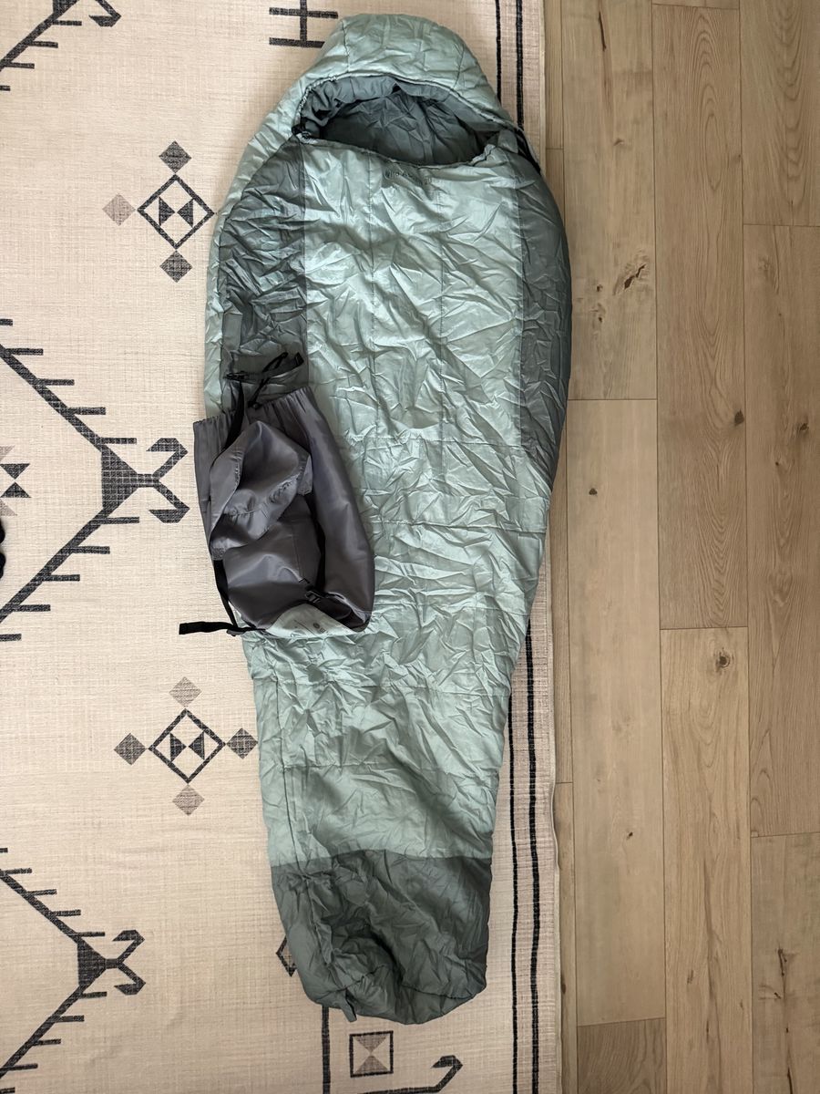 Marmot Trestles Elite Eco 20 Sleeping Bag - Regular, Glacier/Deep Teal - Excellent Condition