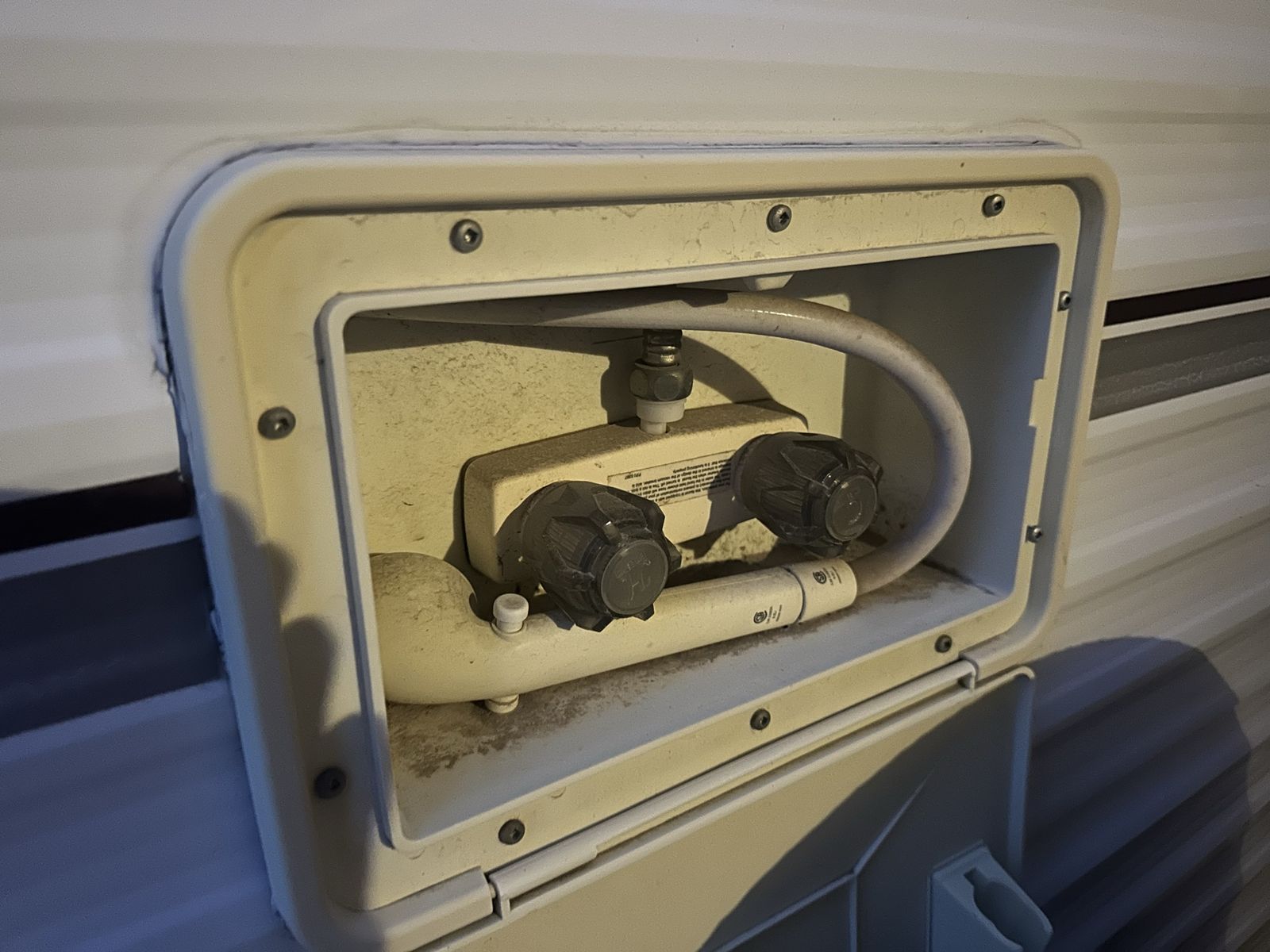 Main image 5
