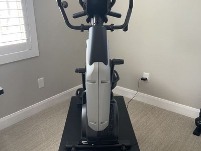 Bowflex Max Trainer M6 Elliptical Machine - Compact w/ Rollers, Exercise Mat - Excellent Condition