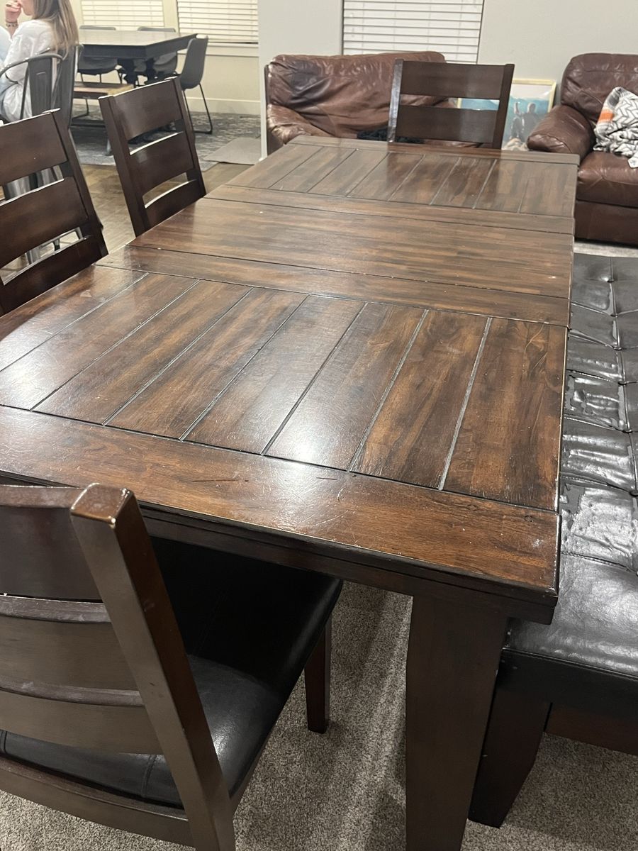 Main image 5