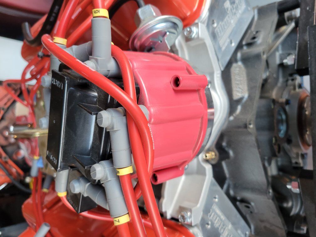 Distributor and rotor and cap