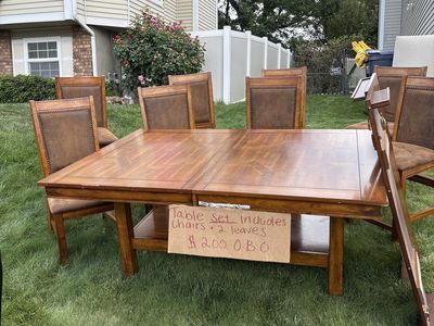 Wooden Dining Table Set with Chairs and 2 Leaves