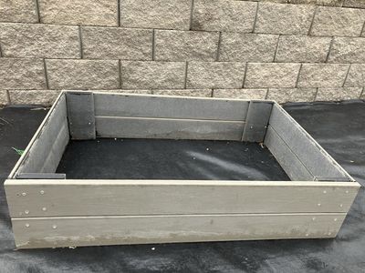 Trex Garden Box