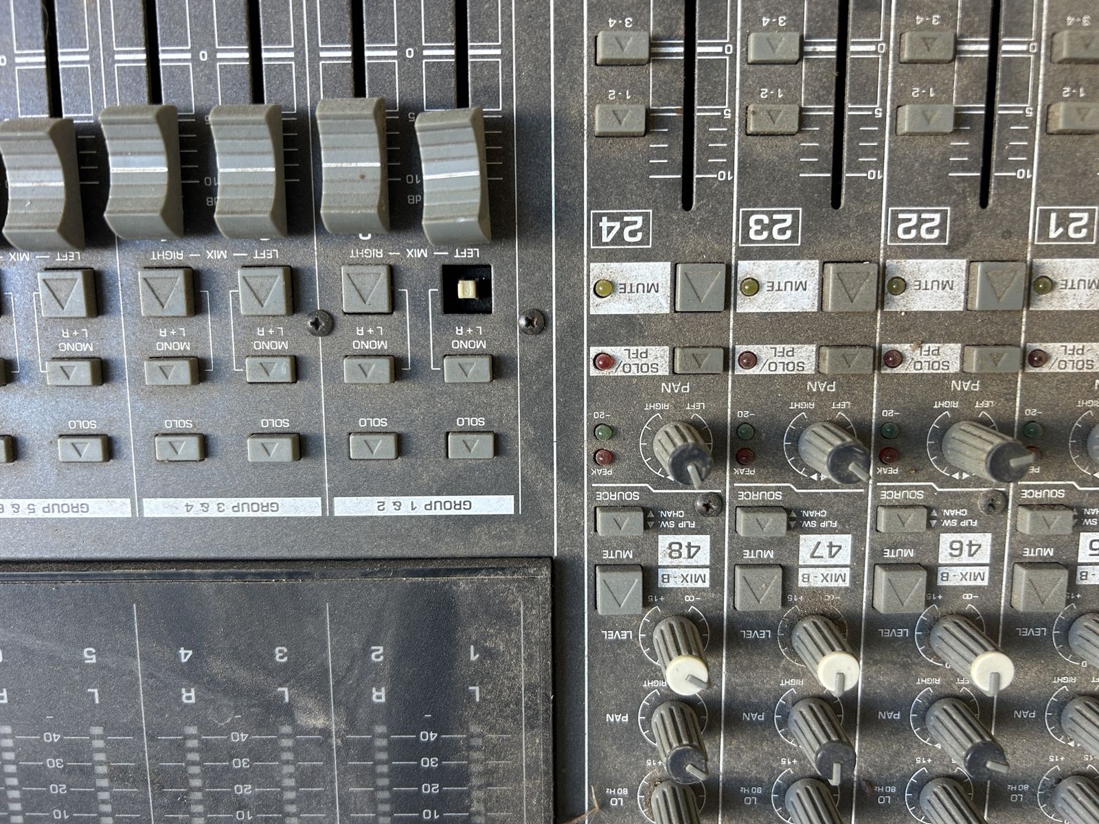 Main image 3