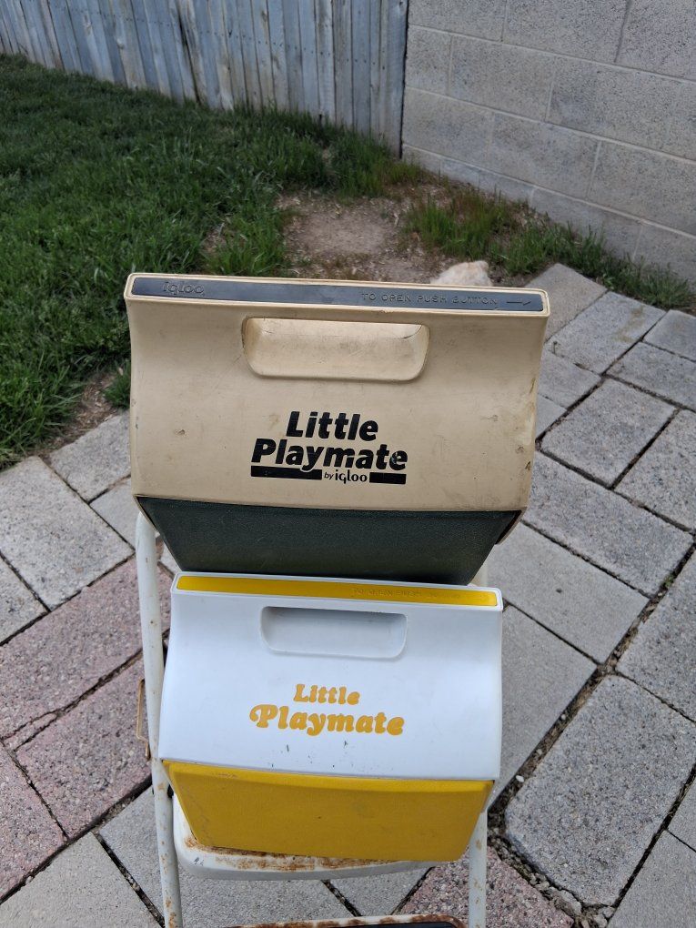 Ice chest Playmate