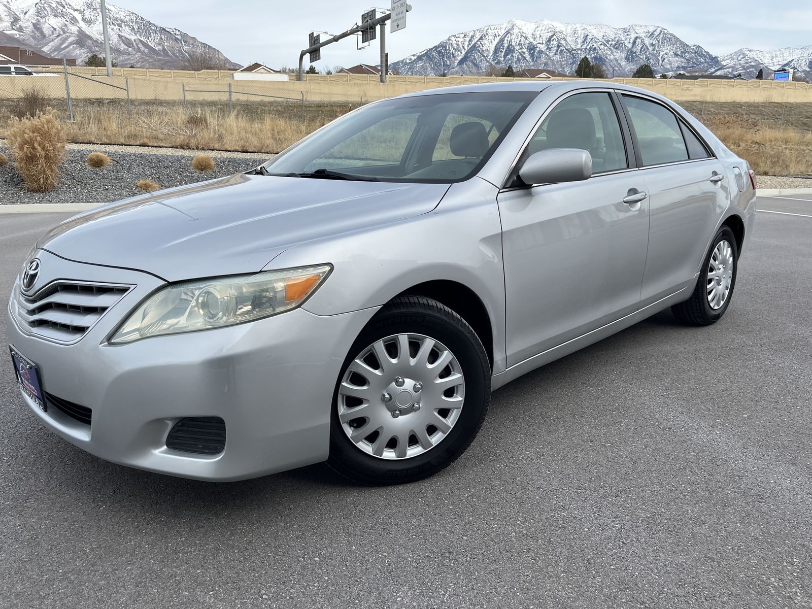 2010 TOYOTA CAMRY LE