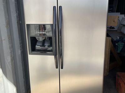 Whirlpool Refrigerator