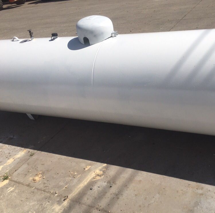1000 Gallon Propane Tank