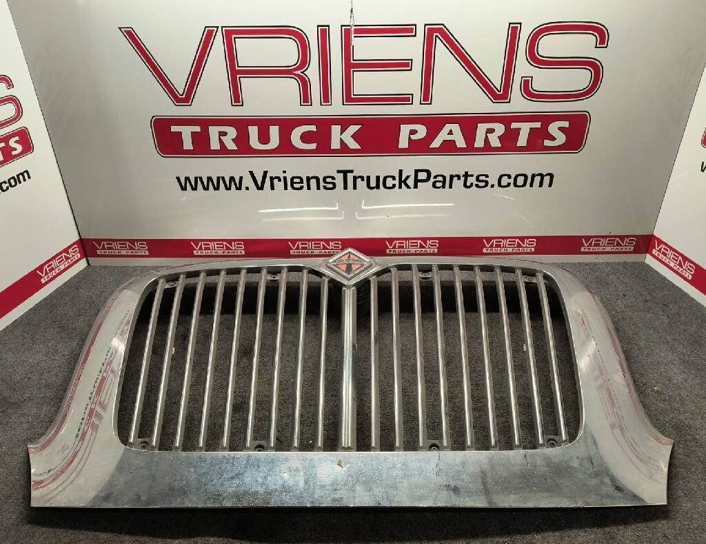 International 8600 Grille