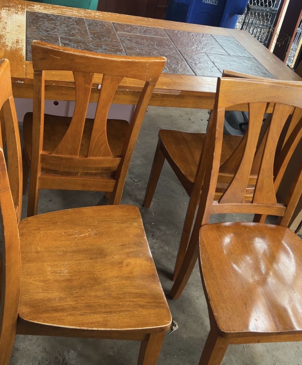 Solid Dining Table With 6 Chairs