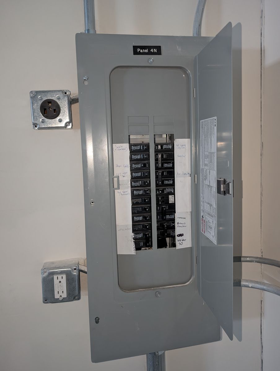 Main image 10