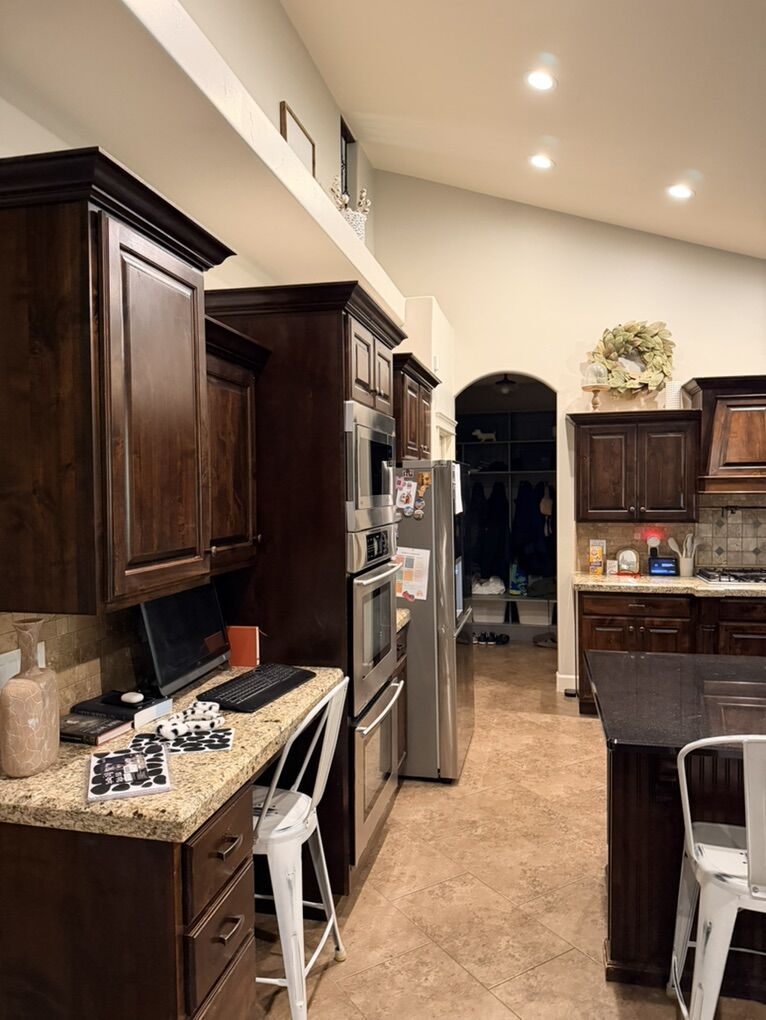 Kitchen Cabinets And Countertops