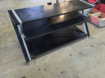 Entertainment center