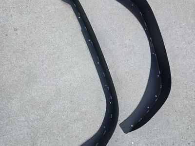 Flat coated jeep fender Flares