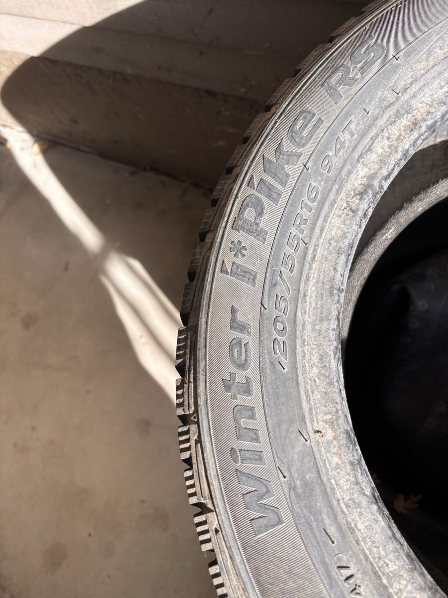 Hankook 205/55R16 94T size snow tires medium usage