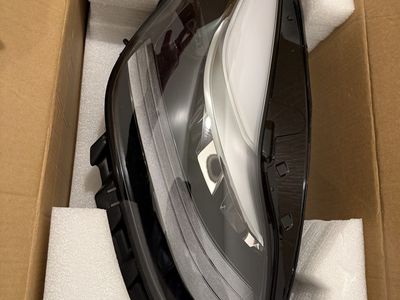 Tesla Model 3/Y LED projector Headlight Assembly Passenger Side