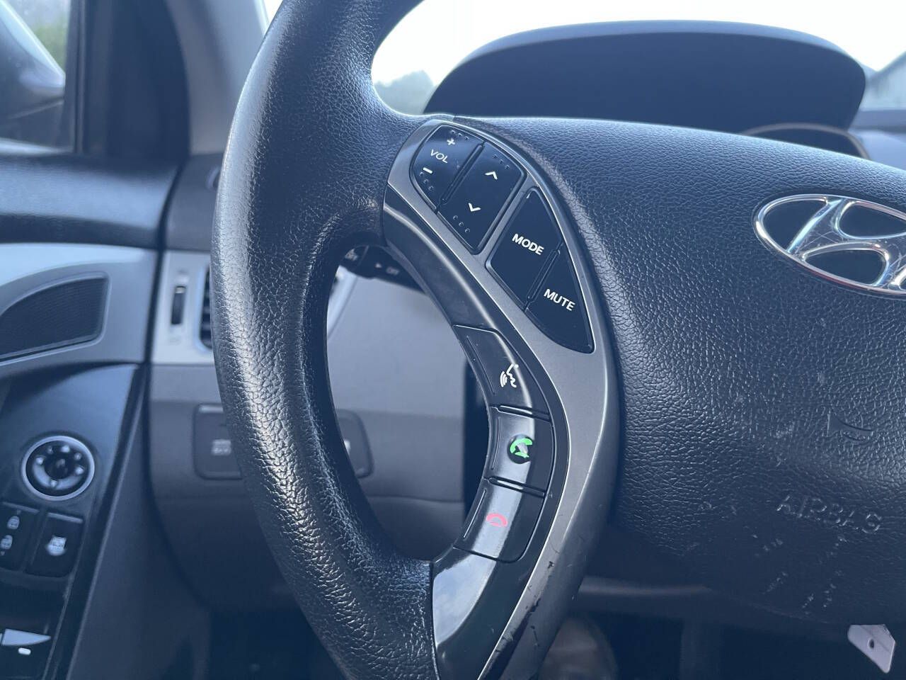 Main image 24