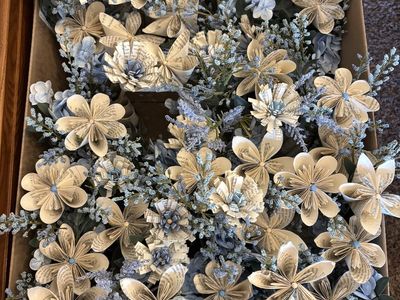Wedding centerpiece - Flower book insert