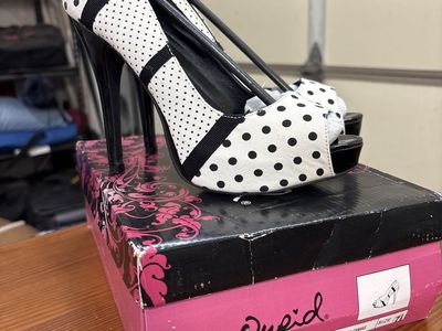 Qupid System-139 White/Black Canvas Polka Dot Peep Toe Platform Heels Size 7.5
