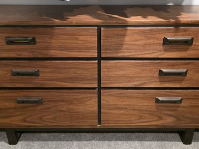 Bedroom Furniture Set