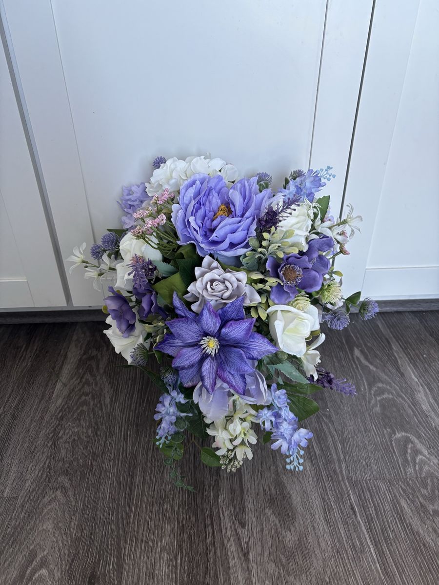 16 Piece Purple Wedding Flower Set