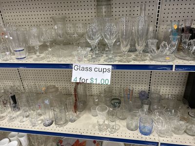 Glass & coffee cups 4 for 1$